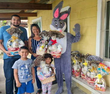 Imagem Fundo Social Entrega Ovos de Páscoa às Crianças da Casa da Criança